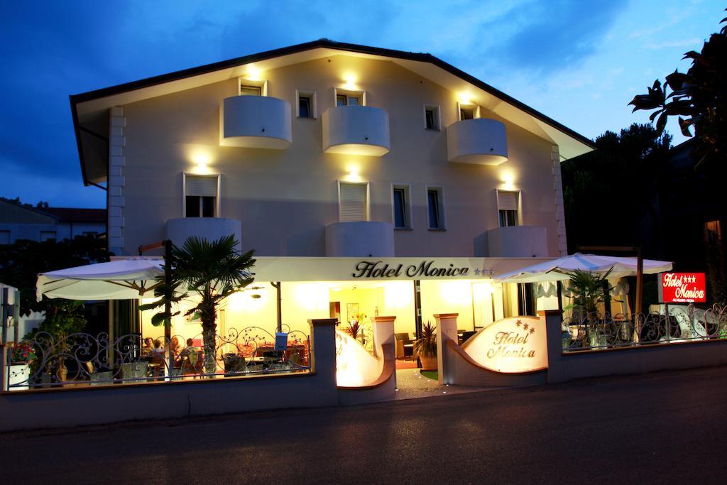 Hotel Monica แชร์เวีย ภายนอก รูปภาพ