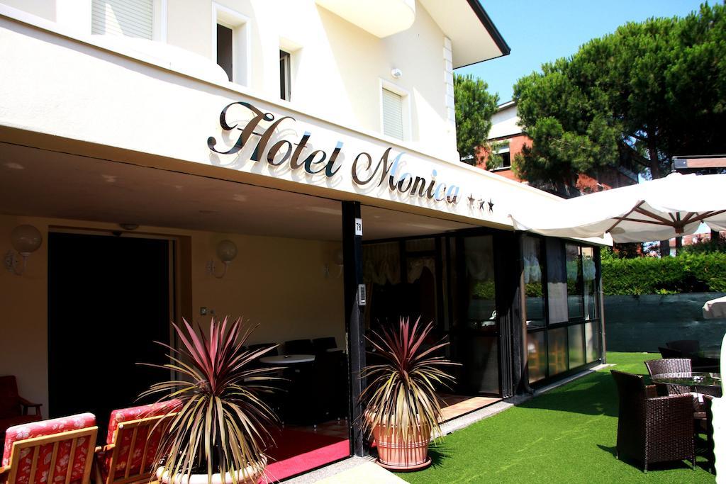 Hotel Monica แชร์เวีย ภายนอก รูปภาพ